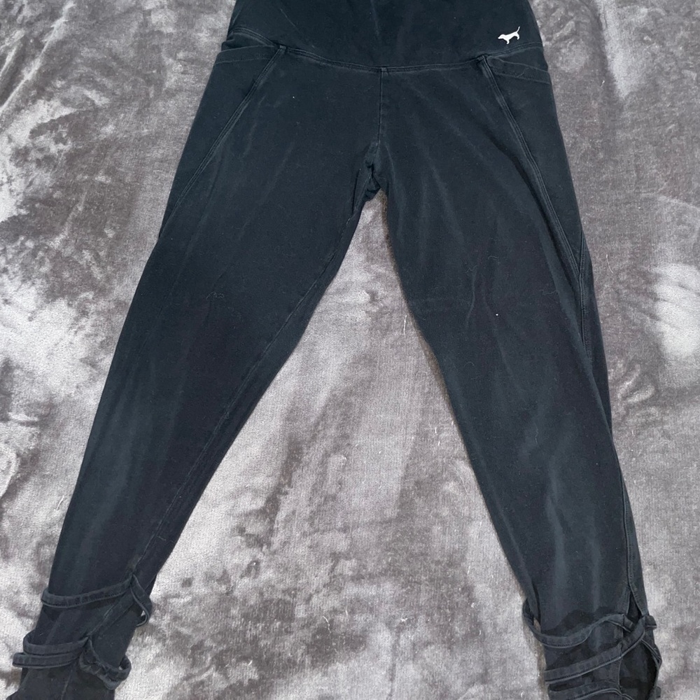 High Waisted PINK Leggings w/ Cut Outs On Bottom